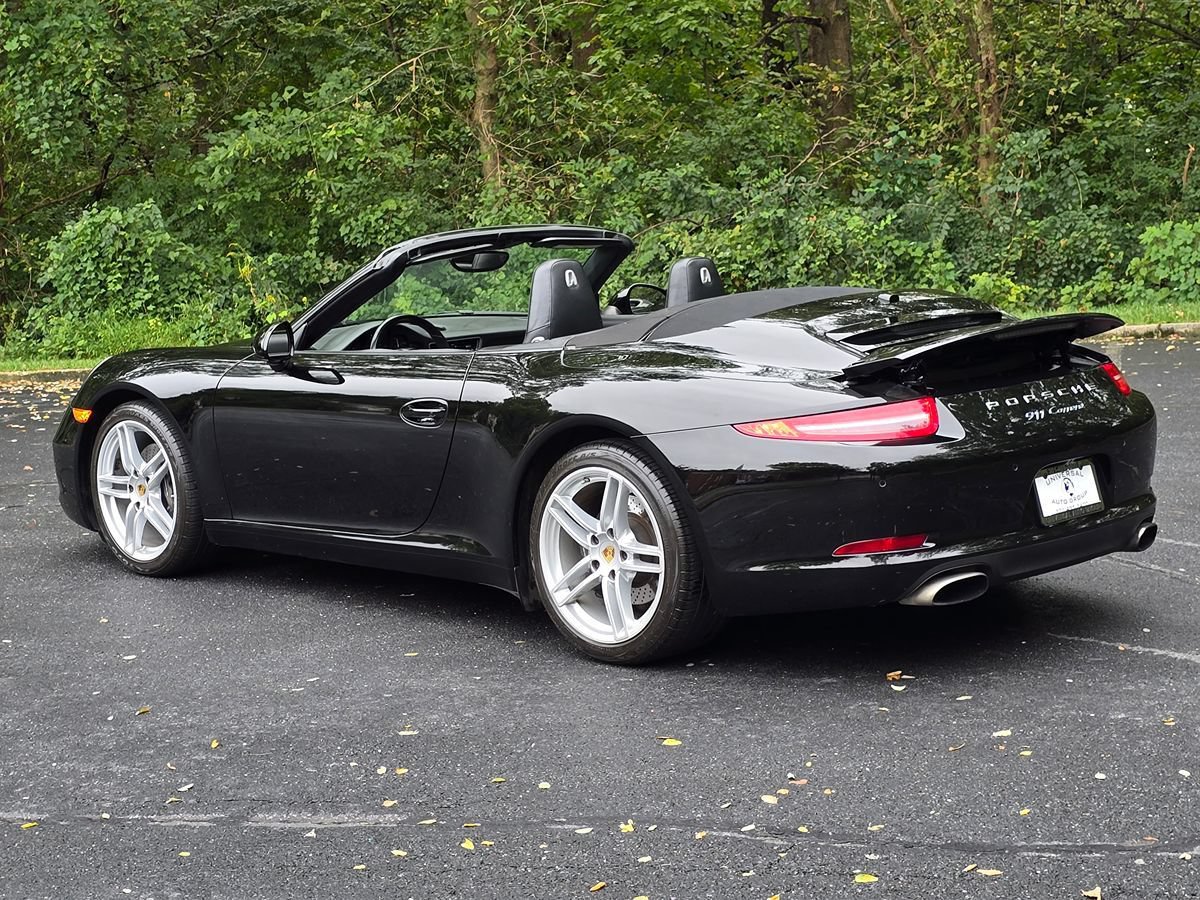 Used 2015 Porsche 911 Carrera RWD image 4