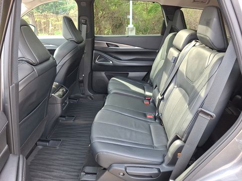 Used 2023 INFINITI QX60 Luxe w/ Performance Audio Package AWD/4WD image 11