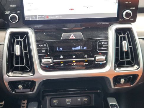 Used 2021 Kia Sorento SX Prestige AWD/4WD image 18