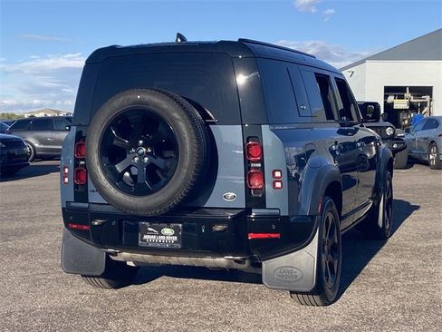 Used 2023 Land Rover Defender 110 X-Dynamic SE image 29