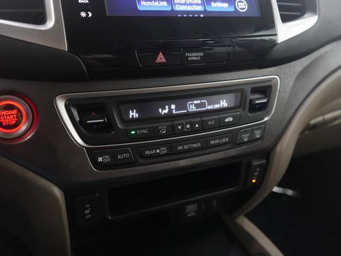 Used 2017 Honda Pilot EX-L image 25