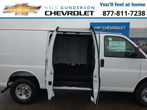New 2025 Chevrolet Express 3500 w/ Driver Convenience Package RWD image 9