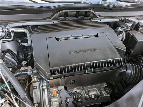 Used 2025 Honda Pilot TrailSport image 30