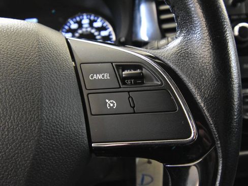 Used 2016 Mitsubishi Outlander ES image 26