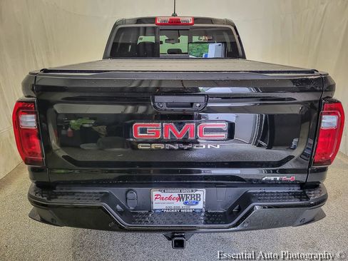 Used 2025 GMC Canyon AT4 AWD/4WD image 5