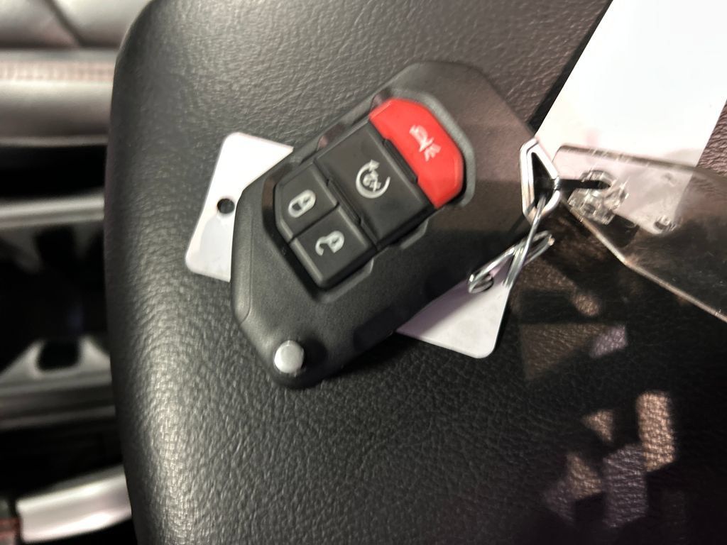 Used 2020 Jeep Gladiator Mojave w/ Dual Top Group AWD/4WD image 20