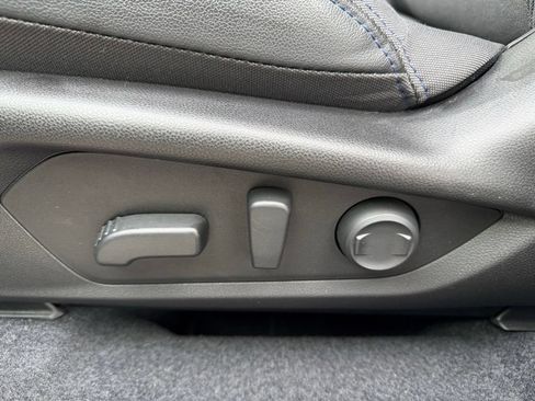 Certified 2025 Subaru Forester Premium AWD/4WD image 22