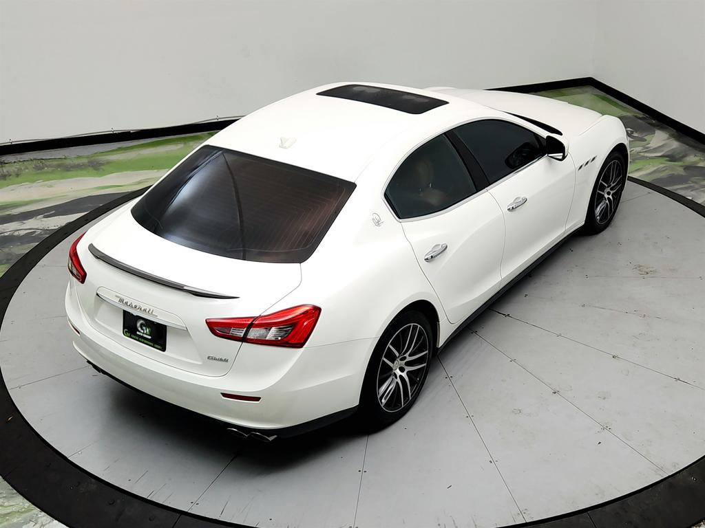 Used 2016 Maserati Ghibli RWD image 37