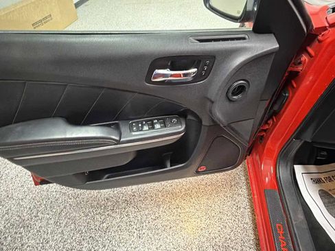 Used 2014 Dodge Charger R/T image 13