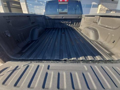 Used 2018 GMC Sierra 2500 Denali w/ Duramax Plus Package AWD/4WD image 23