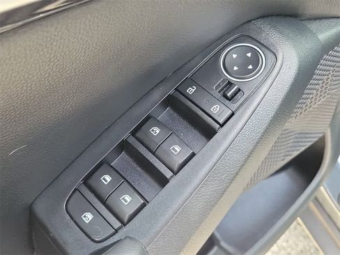 Used 2021 Kia Seltos EX image 19