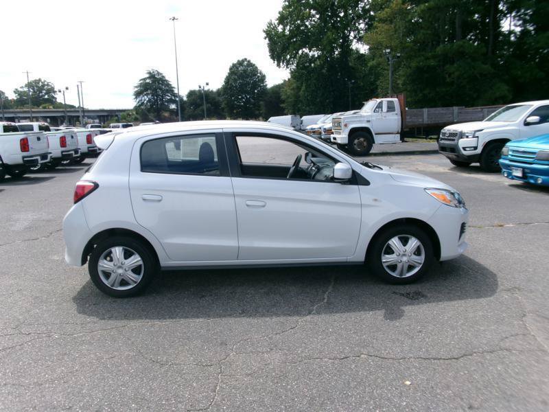 Used 2024 Mitsubishi Mirage ES FWD image 5