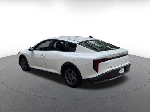 Used 2025 Kia K4 FWD image 10