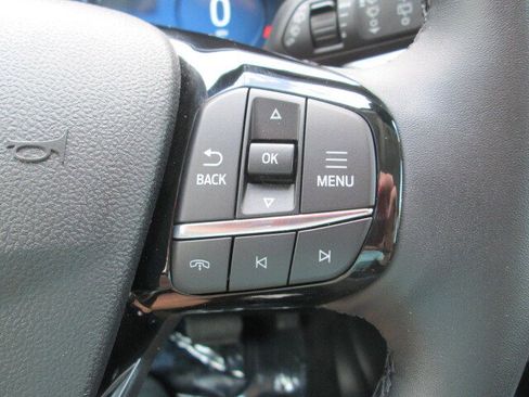 Used 2025 Ford Escape Platinum AWD/4WD image 21
