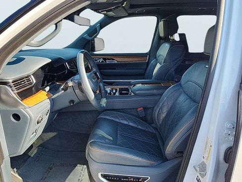 Used 2024 Jeep Grand Wagoneer Series III w/ Rear Seat Video Group 1 image 15
