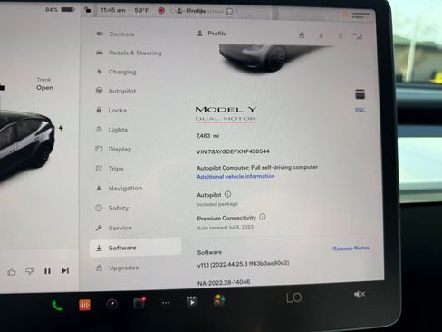 Used 2022 Tesla Model Y Performance image 18