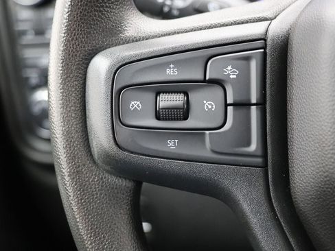 Used 2023 Chevrolet Silverado 1500 Custom image 24