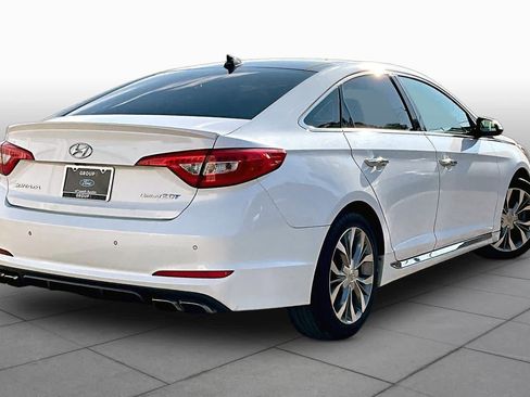 Used 2017 Hyundai Sonata Limited 2.0T FWD image 13