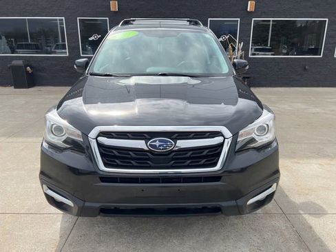 Used 2017 Subaru Forester 2.5i Touring image 2