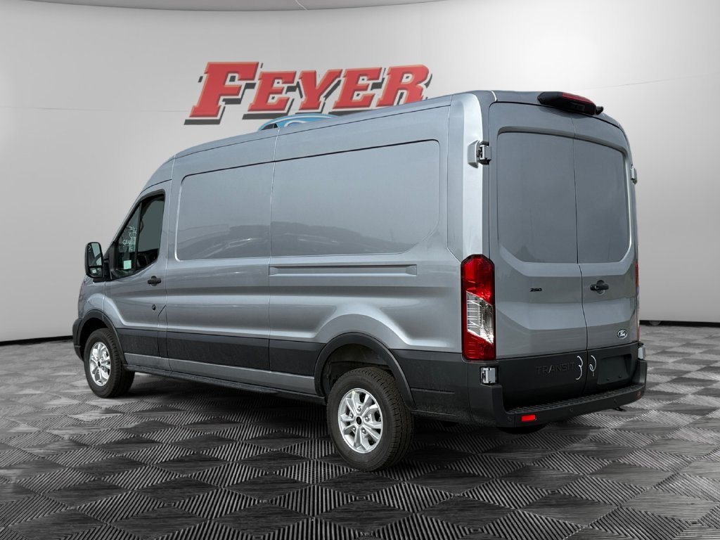 New 2027 Ford Transit 250 148 Medium Roof w/ Load Area Protection Package RWD image 5