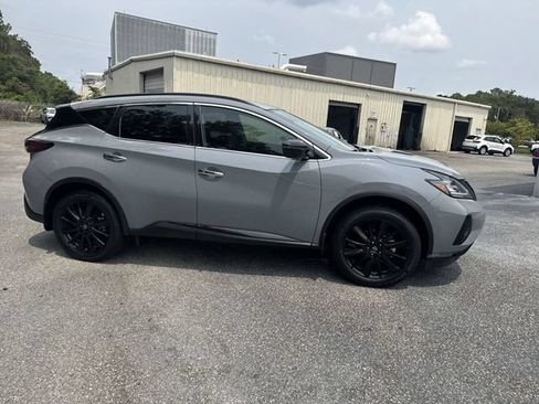 Used 2023 Nissan Murano SV w/ SV Midnight Edition Package FWD image 4