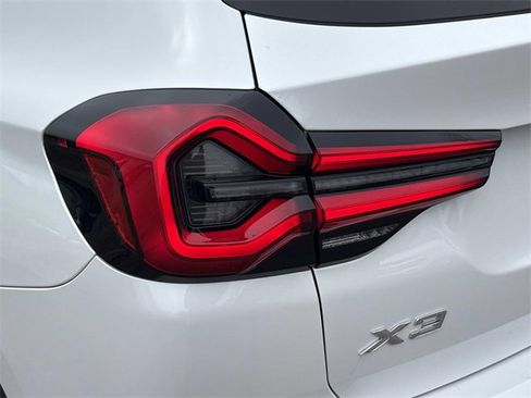 Used 2022 BMW X3 xDrive30i w/ Premium Package 2 image 11