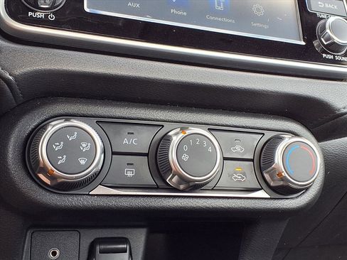 Used 2024 Nissan Versa S w/ Trunk Package image 5