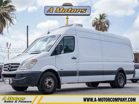 Used 2010 Mercedes-Benz Sprinter 3500 image 1