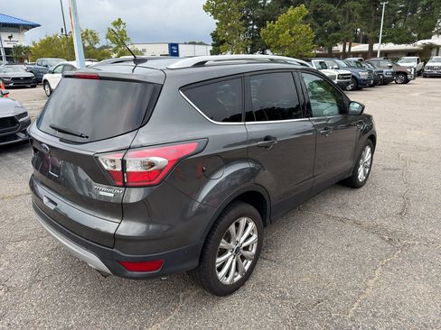 Used 2017 Ford Escape Titanium w/ Equipment Group 301A FWD image 5