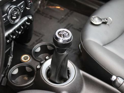 Used 2012 MINI Cooper Convertible FWD image 10