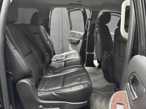 Used 2013 GMC Yukon XL SLT image 26