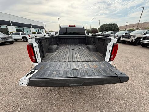 Used 2022 GMC Sierra 3500 SLE AWD/4WD image 16