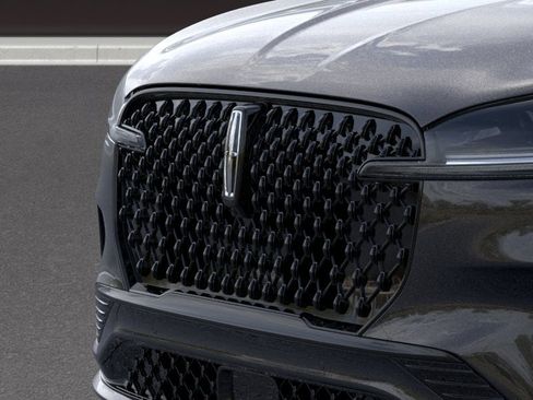 New 2026 Lincoln Aviator 2WD image 17