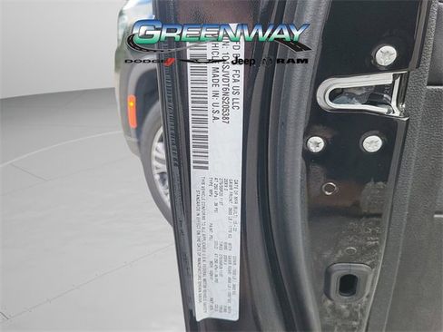 Used 2022 Jeep Wagoneer Series III w/ Flexible Seating Group image 34