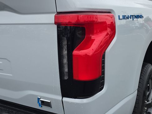 New 2025 Ford F150 Lightning Flash AWD/4WD image 6