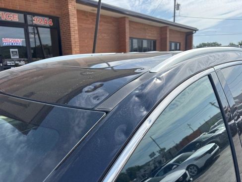 Used 2024 Buick Enclave Premium w/ Experience Buick Package FWD image 19
