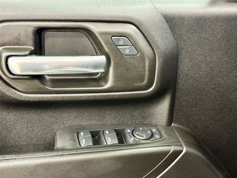 Used 2025 Chevrolet Silverado 2500 Custom w/ Custom Value Package AWD/4WD image 18