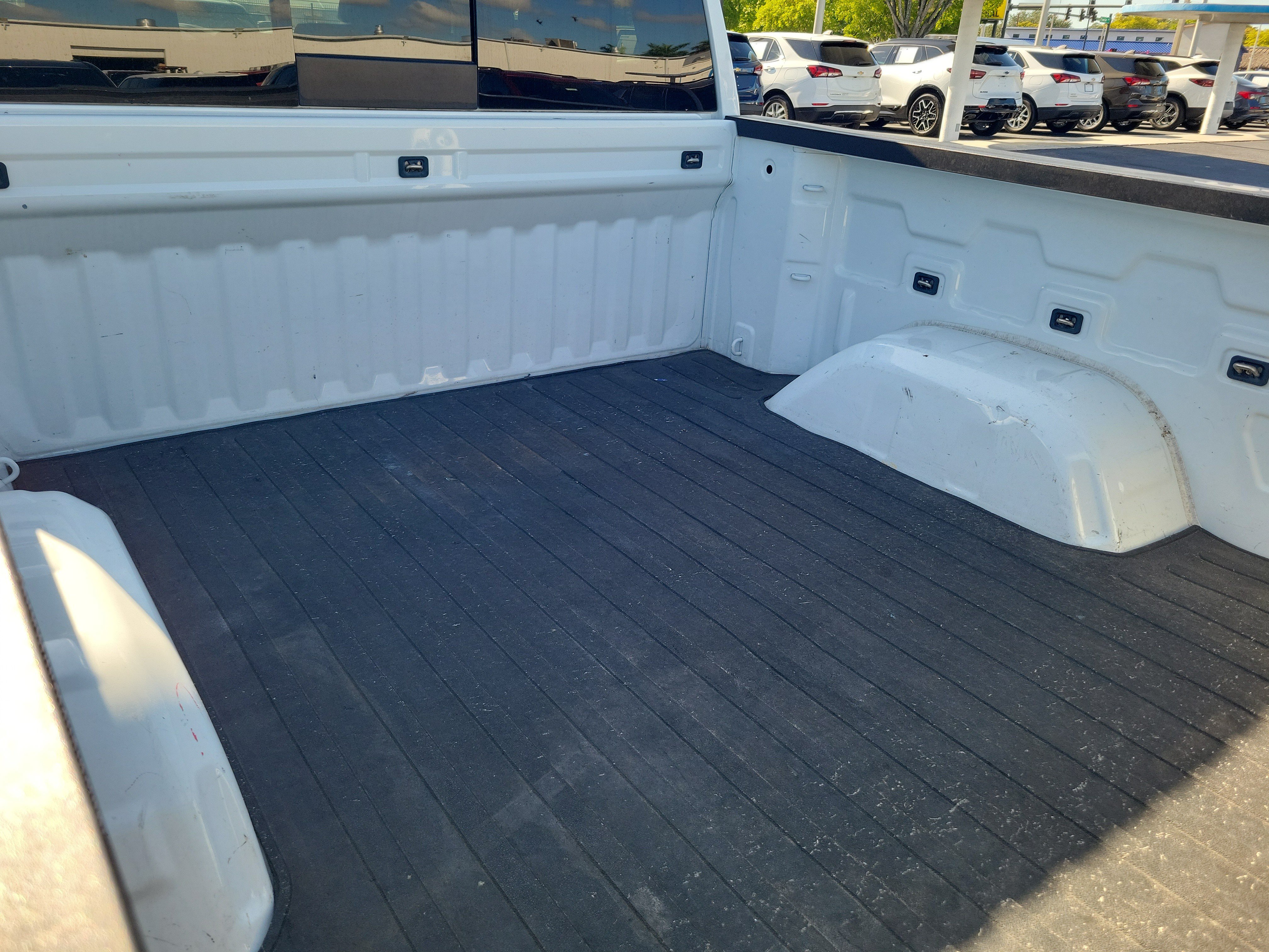 Used 2021 Chevrolet Silverado 1500 LTZ w/ LTZ Convenience Package II AWD/4WD image 6