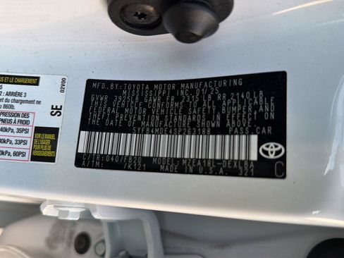 Certified 2025 Toyota Corolla LE FWD image 39