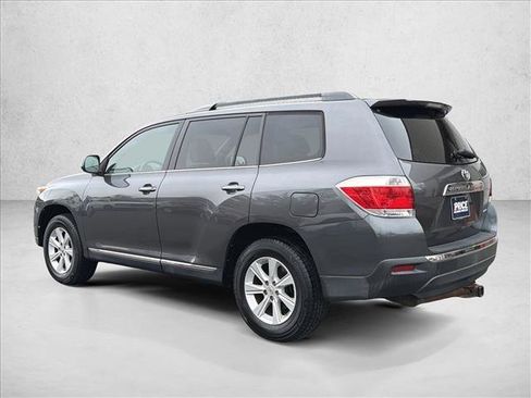 Used 2011 Toyota Highlander SE image 7
