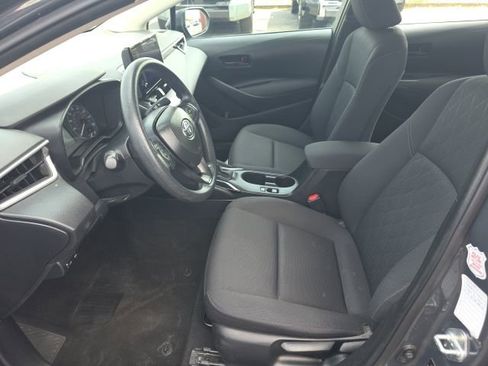 Used 2024 Toyota Corolla LE image 8