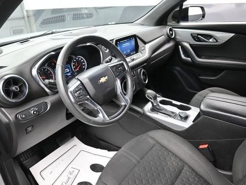 Used 2021 Chevrolet Blazer LT FWD image 19