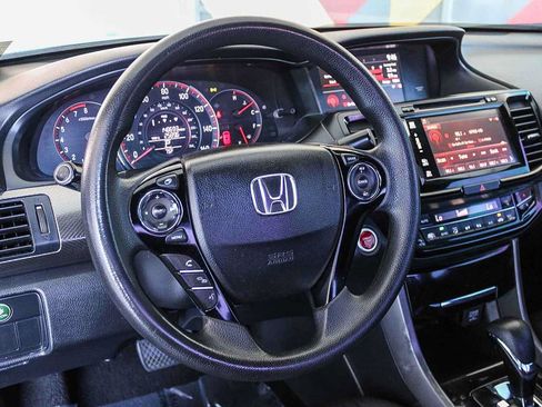 Used 2016 Honda Accord EX image 16