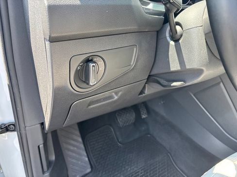 Used 2018 Volkswagen Tiguan SEL Premium AWD/4WD image 5