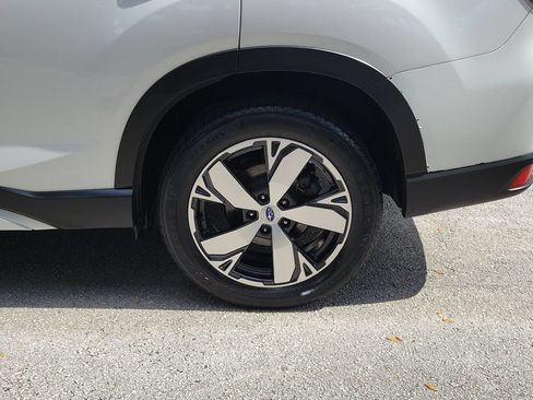 Used 2019 Subaru Forester Touring w/ Popular Package #3 AWD/4WD image 5
