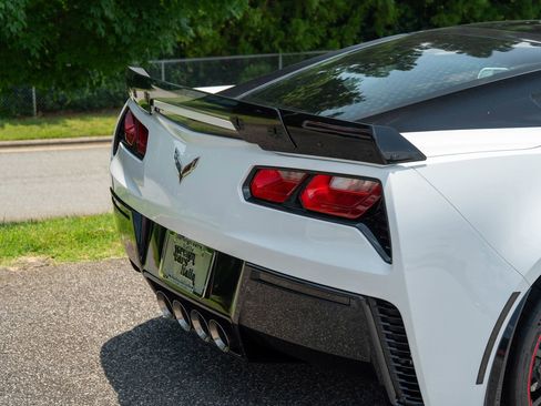 Used 2018 Chevrolet Corvette Grand Sport w/ Z07 Performance Package image 11