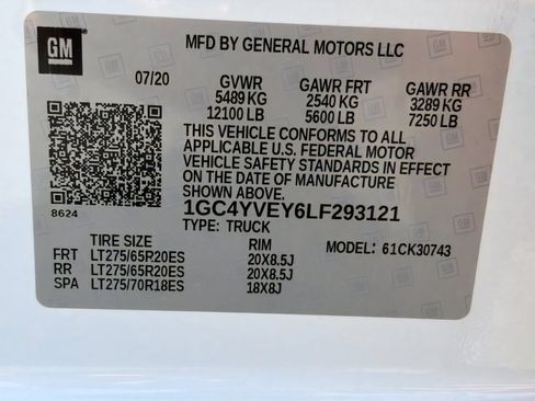 Used 2020 Chevrolet Silverado 3500 High Country w/ Z71 Off-Road Package AWD/4WD image 32