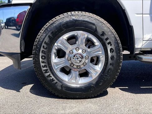 Used 2025 RAM 2500 Big Horn AWD/4WD image 34