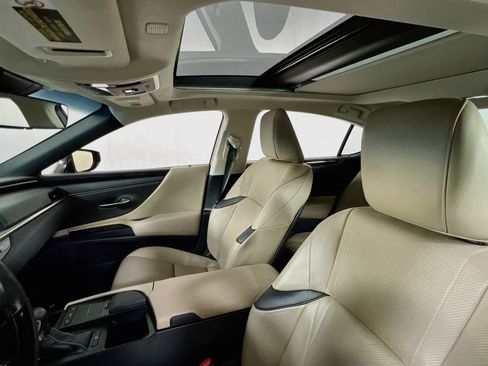 Used 2019 Lexus ES 350 w/ Accessory Package 2 FWD image 22