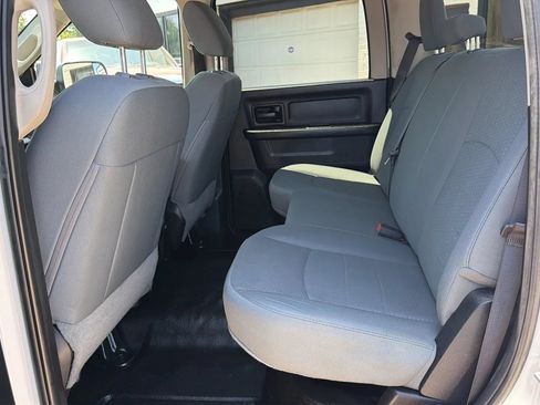 Used 2018 RAM 3500 Tradesman w/ Chrome Appearance Group AWD/4WD image 10